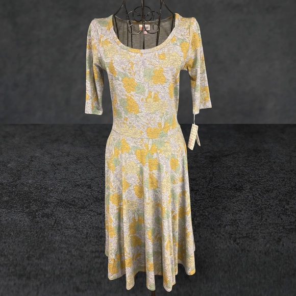 LuLaRoe Nicole, S, NWT - Picture 1 of 5